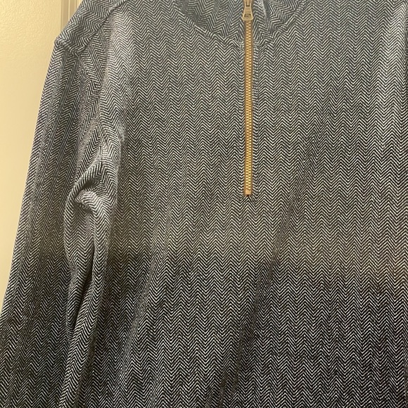 NWOT Men’s navy blue herringbone fleece 3/4 zip - Picture 2 of 2